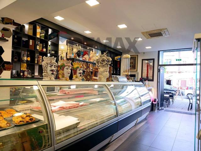 Bar in vendita a Pedara