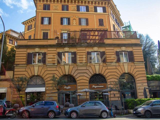 Bar in vendita a Roma