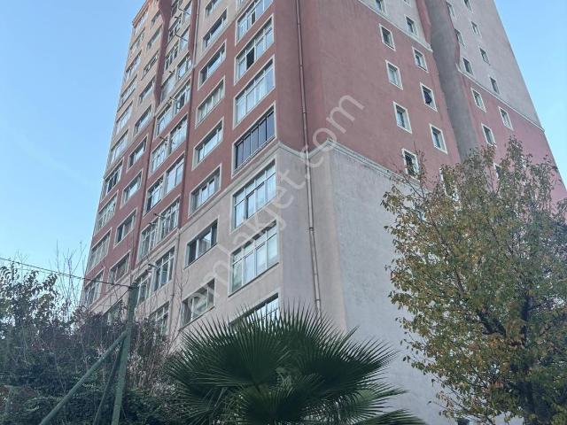 Barış Mah.samsun Cad.doğalkent Apt. Satılık 3+1 140 M2 Daire