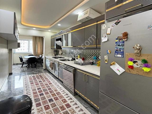 Barış Mahaallesi Kat Mülkiyetli Site İçi Dekorlu Satılık Daire