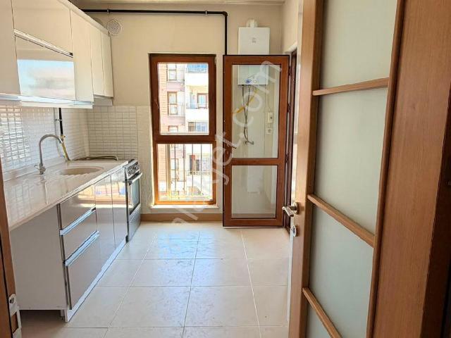 Barış Mahallesi'nde Kiralık 2+1 Daire