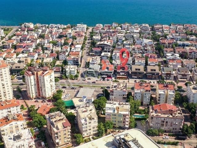 Barınaklar Bulvarı'nda Cadde Üstü Geniş Plaza Katı Kiralık Ofis