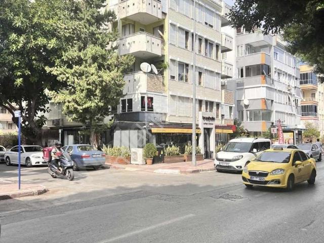 Barınaklar Caddesi Üzeri,teracıty Avm'ye 500 M