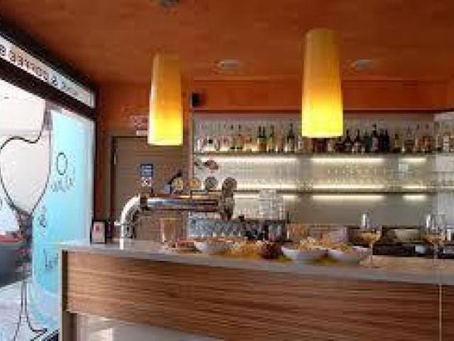 Bar Pasticceria in vendita a Lucca