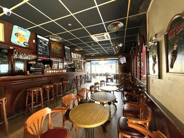 BAR PUB – HYPERCENTRE ISTRES: Fonds de commerce – Libre de brasseur