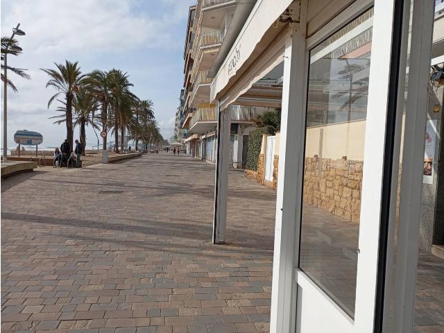 BAR RESTAURANTE PRIMERA LINEA DE PLAYA CALAFELL