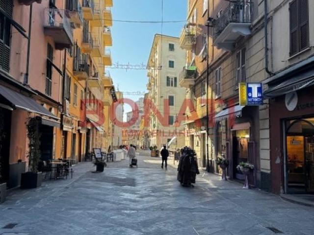 Bar Ristorante in vendita a La Spezia