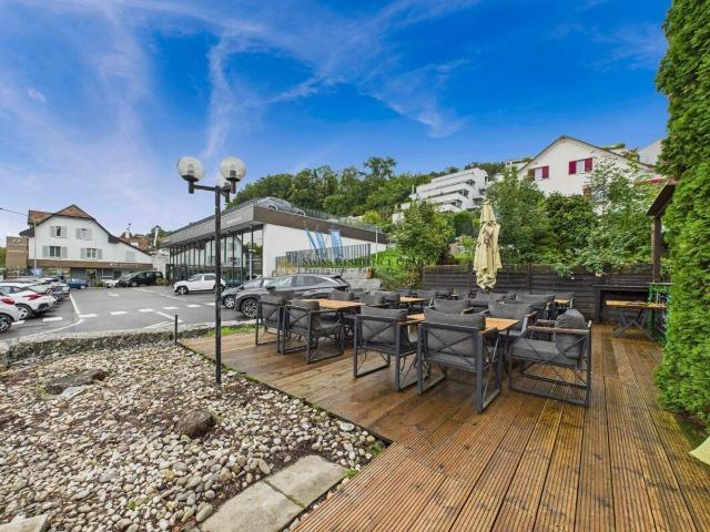 Bar with 3 rooms for rent in Gebenstorf 160 m² | dreamo. Ch