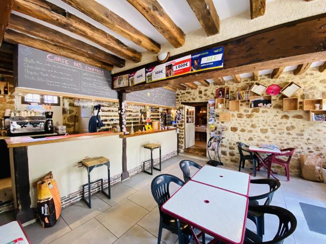 BAR • TABAC • RESTAURANT • ÉPICERIE