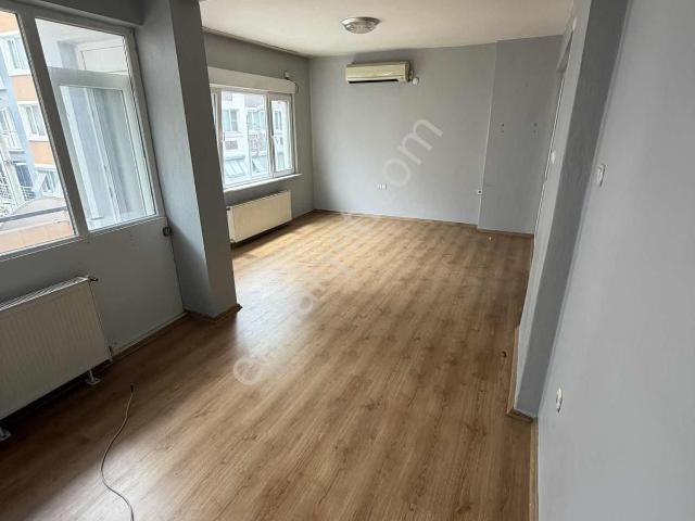 Baraka Gayrimenkul'den Ulupark Civarı Geniş 1+1