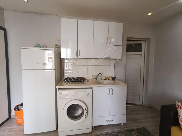 Baraj Yolunda Lc Waki Arasında Eşyalı Kiralık 1+1
