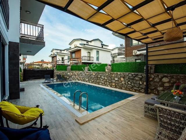 Baran Emlaktan Menteşeoğlun Da Satılık Villa