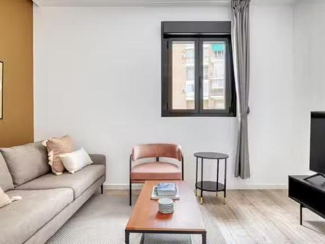 Único Calle del Cardenal Cisneros, Trafalgar 2 Bedroom 1 B.