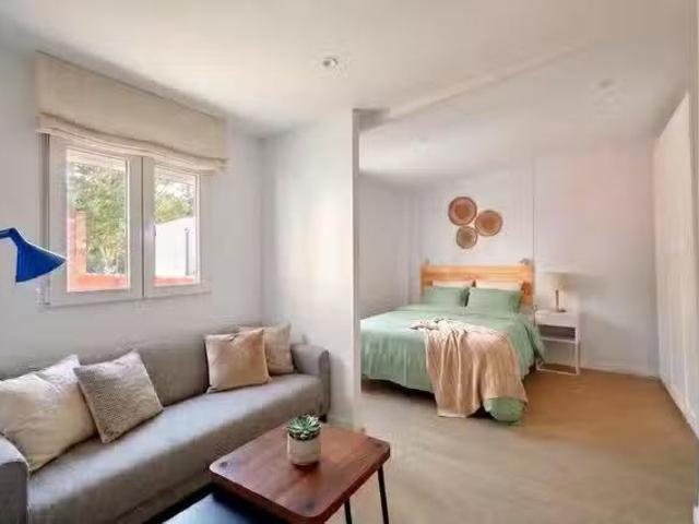 Único Estudio en Carrer de Pere IV, Sant Martí