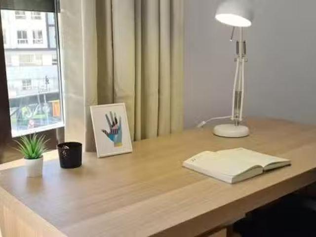 ¡Renta! Habitación en Avinguda de l'Oest, Ciutat Vella
