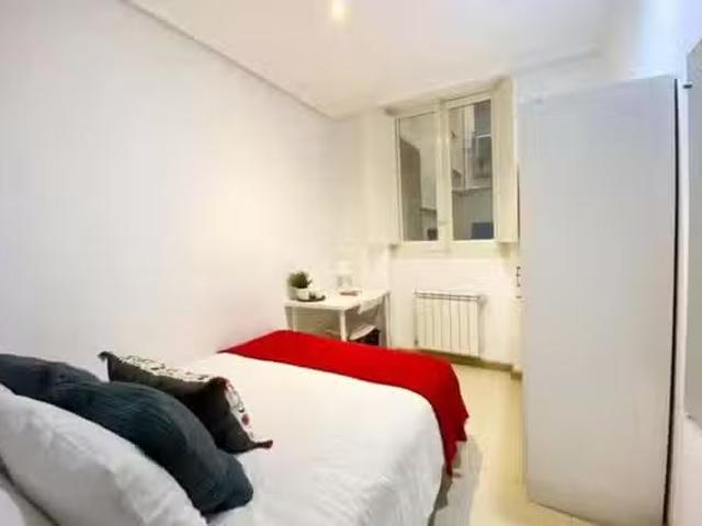 ¡En alquiler! Habitación en Calle de Velázquez