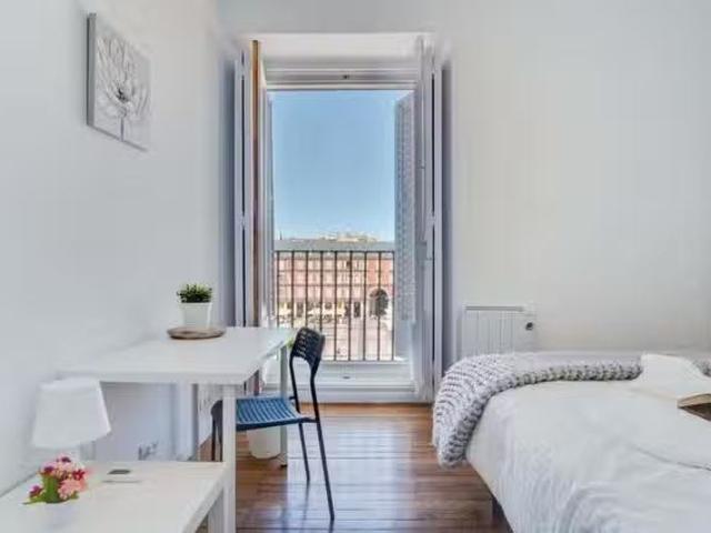 Bonito Habitación en Calle de la Sal