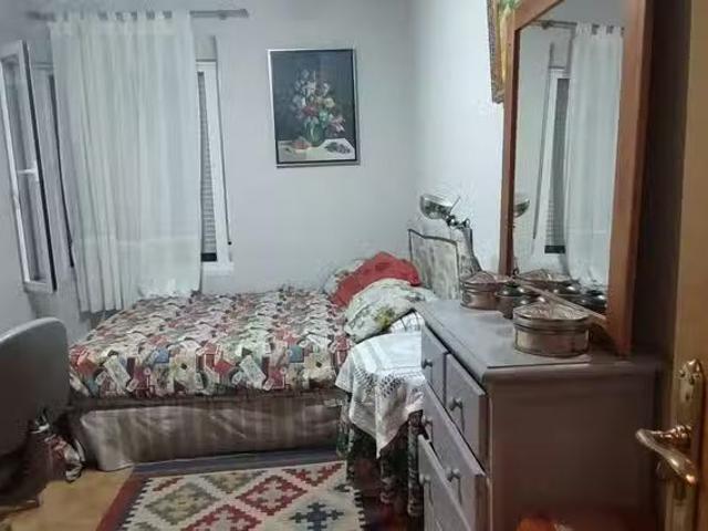Bonito Habitación en Calle de Maldonado, Lista