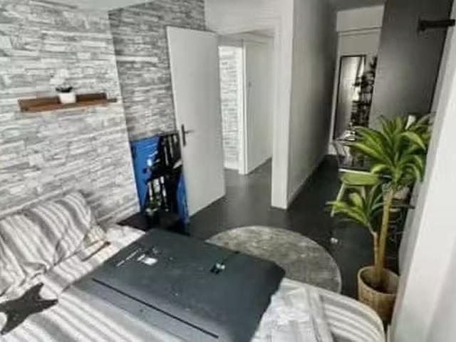 Encantador Habitación en Calle Esteban de Arteaga