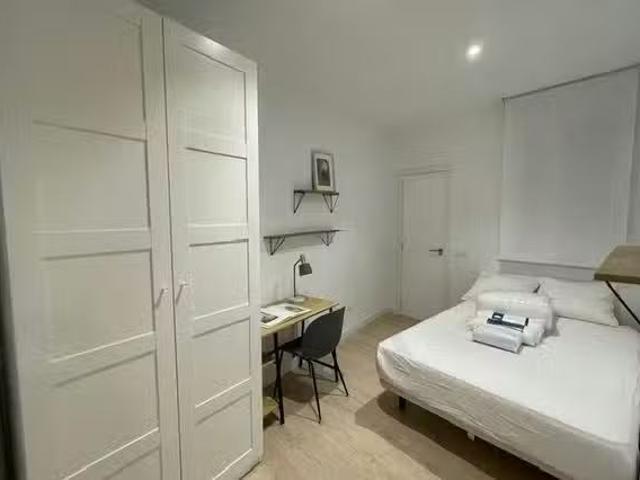 Encantador Habitación en Calle Francos Rodríguez, Bellas Vistas