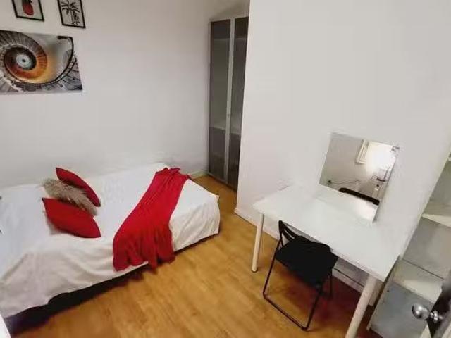 Nuevo Habitación en Calle Gran Vía