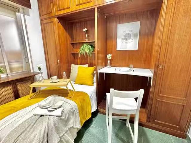 Barato Habitación en Calle San Martín de Porres, Moncloa Aravaca