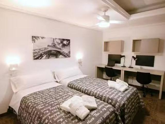 Único Habitación en Carrer de Guillem de Castro, La Roqueta