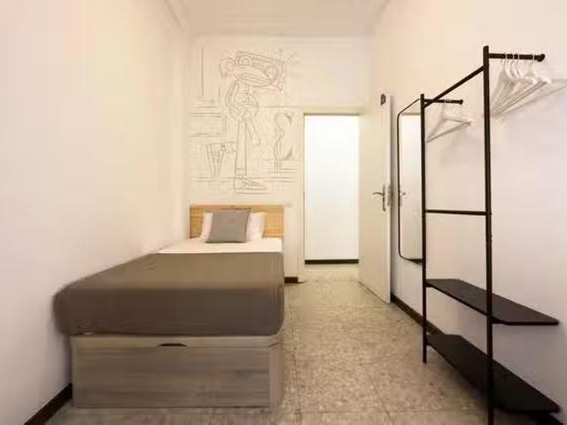 Bonito Habitación en Carrer de les Jonqueres