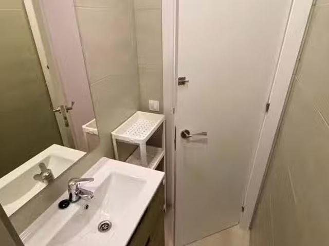 ¡Oferta! Habitación en Carrer de Sant Pau
