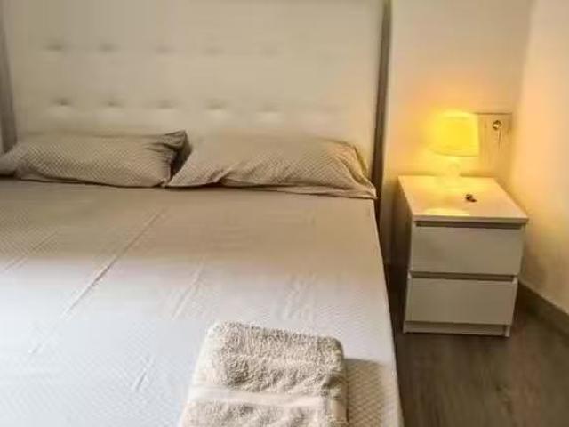 Barato Habitación en Carrer de Peris Mencheta