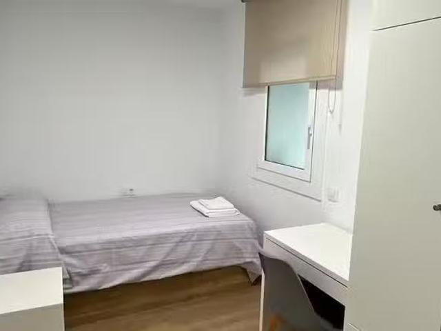 ¡Renta! Habitación en Carrer del Bonveí