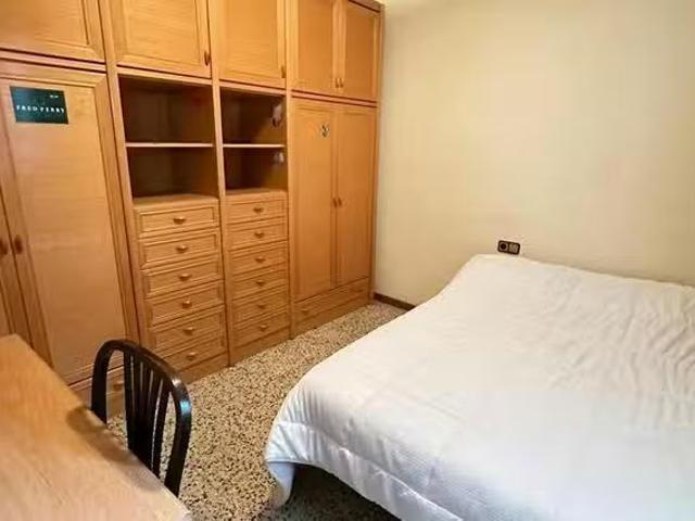 ¡En alquiler! Habitación en Carrer del Cardenal Cervantes, Ciu.
