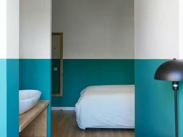 ¡Oferta! Habitación en Carrer del Comte Borrell, La Nova Esque.