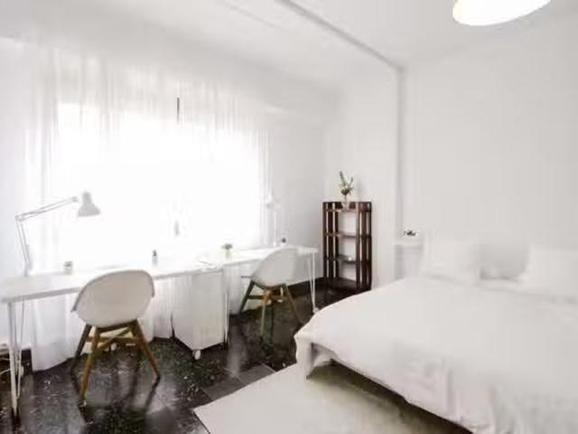 Único Habitación en Carrer del Doctor Zamenhof