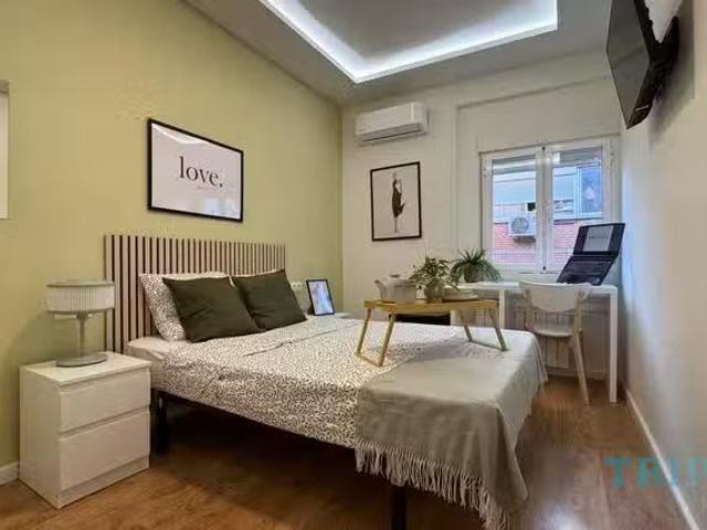 Bonito Habitación en Madrid