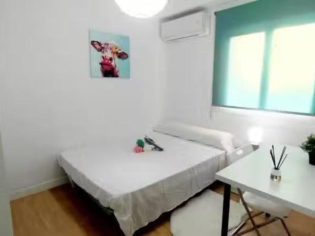 Barato Habitación en Paseo de Almería