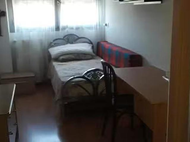 Acogedor Habitación en Paseo de la Dirección, Valdeacederas