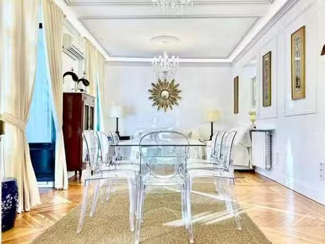 ¡Renta! Piso de 1 habitación en Calle de Alfonso XII