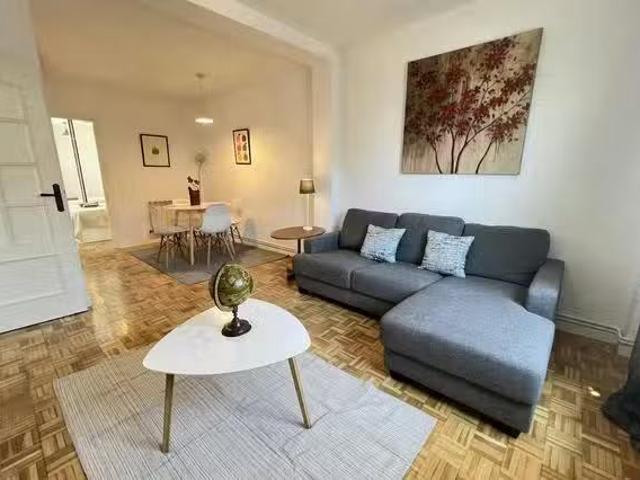 Único Piso de 1 habitación en Calle de Navas del Rey, Latina