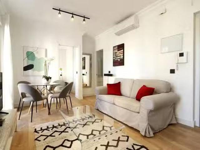 Barato Piso de 1 habitación en Calle de Saavedra Fajardo, Puer.