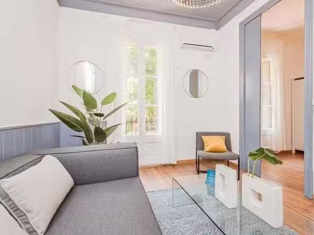 Acogedor Piso de 1 habitación en Carrer de Rocafort