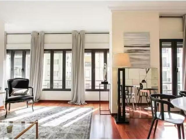 Barato Piso de 1 habitación en Carrer Girona, Casco Antiguo Sa.
