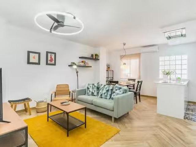 Encantador Piso de 1 habitación en Carrer Granada, Montolivet