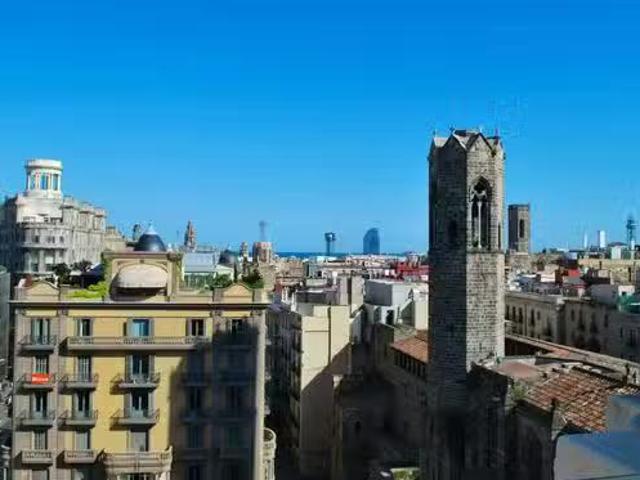 ¡En alquiler! Piso de 1 habitación en Plaça de Ramon Berenguer.