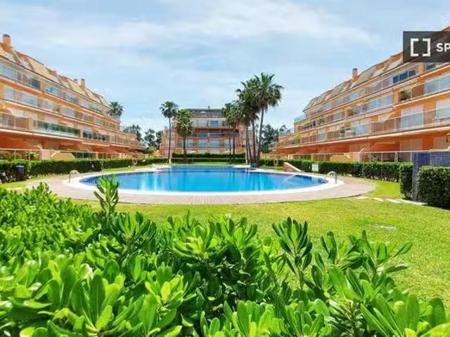 ¡En alquiler! Piso de 2 dormitorios en alquiler en Dénia, Alic.
