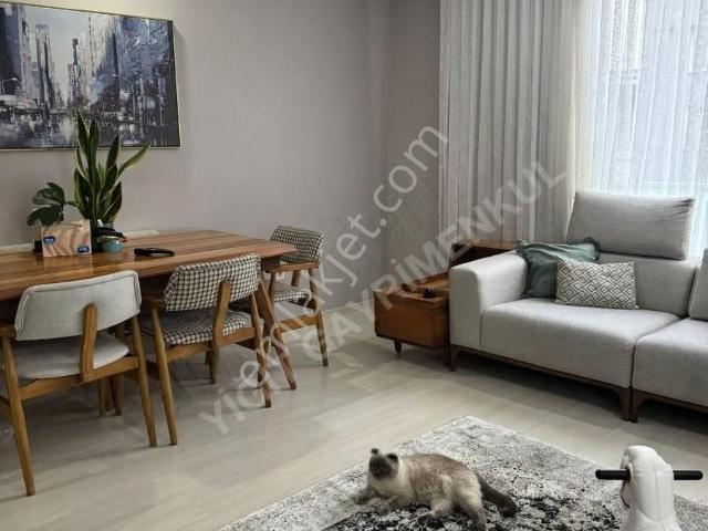 Barbaros Mah Mahmut Bey Caddesi Üzerinde 2+1 Yeni Bina