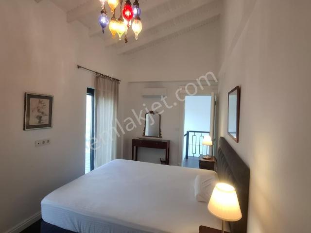 Barbaros'un Merkezinde, Tam Müstakil Nitelikli Villa