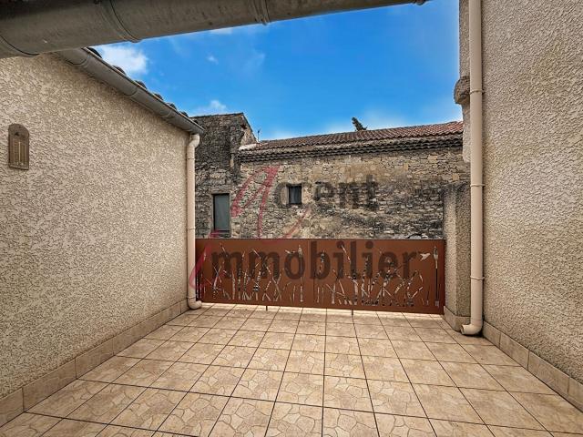 Barbentane: Appartement avec terrasse