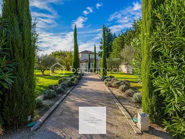 Barbentane 13570 Achat / Vente maison 10 pièces t10 piscine terrasse
