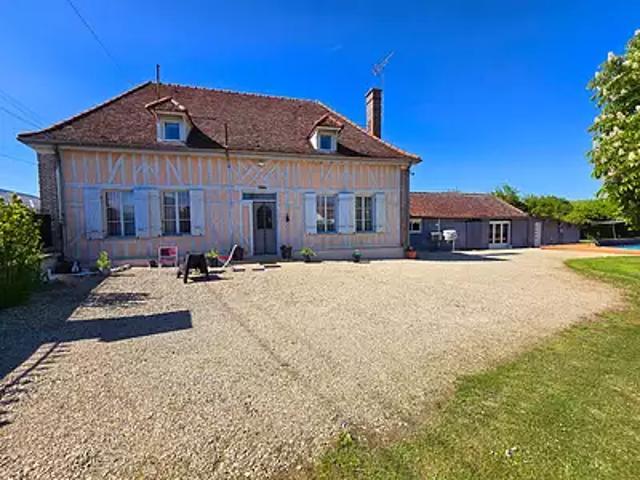 Barberey Saint Sulpice 10600 Achat / Vente maison 7 pièces t7 au dernier étage piscine